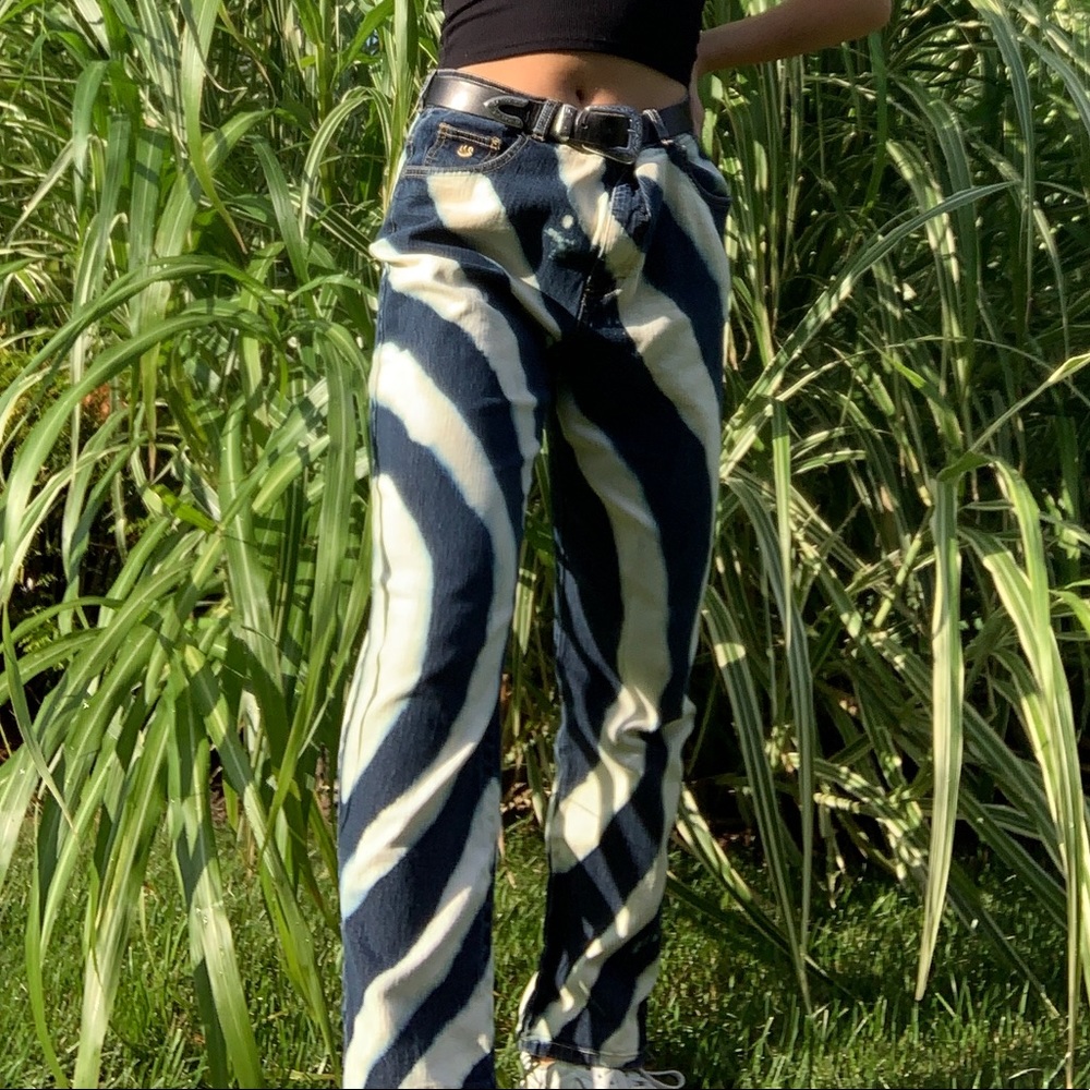 🍃Hand bleached Jeans🍃